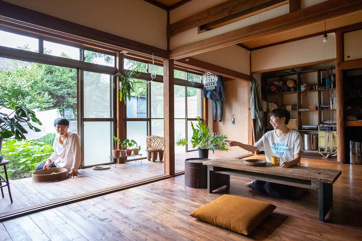 Vợ chồng trẻ xây nhà 92m2 nhưng làm vườn rộng đến 440m2 ngỡ như “cánh đồng” trồng rau