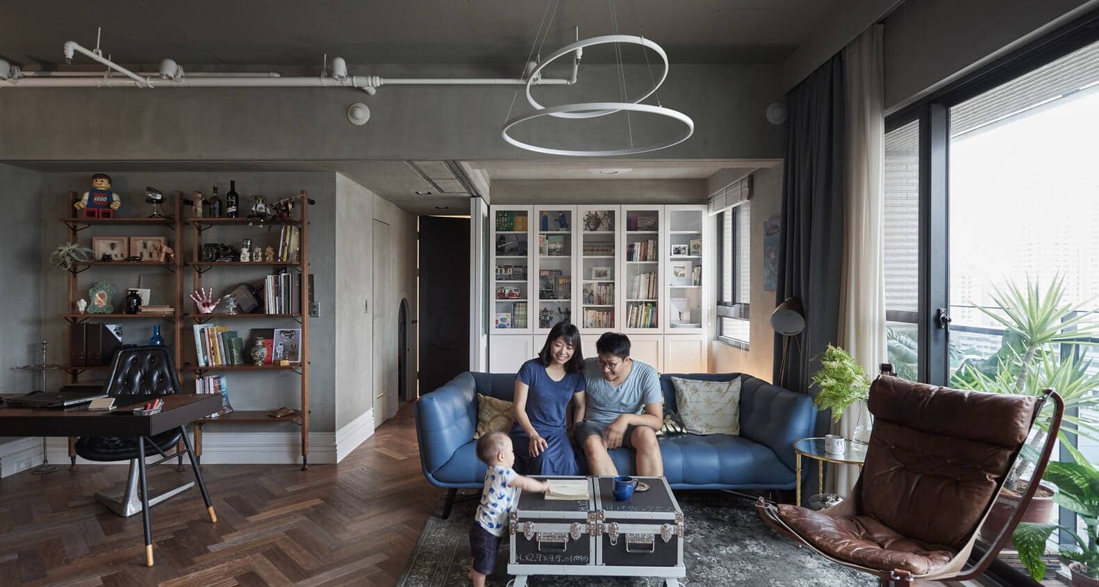 Bố mẹ thay đổi thiết kế căn hộ 110m2 để đón con trai đầu lòng, ưu tiên an toàn và khu vui chơi