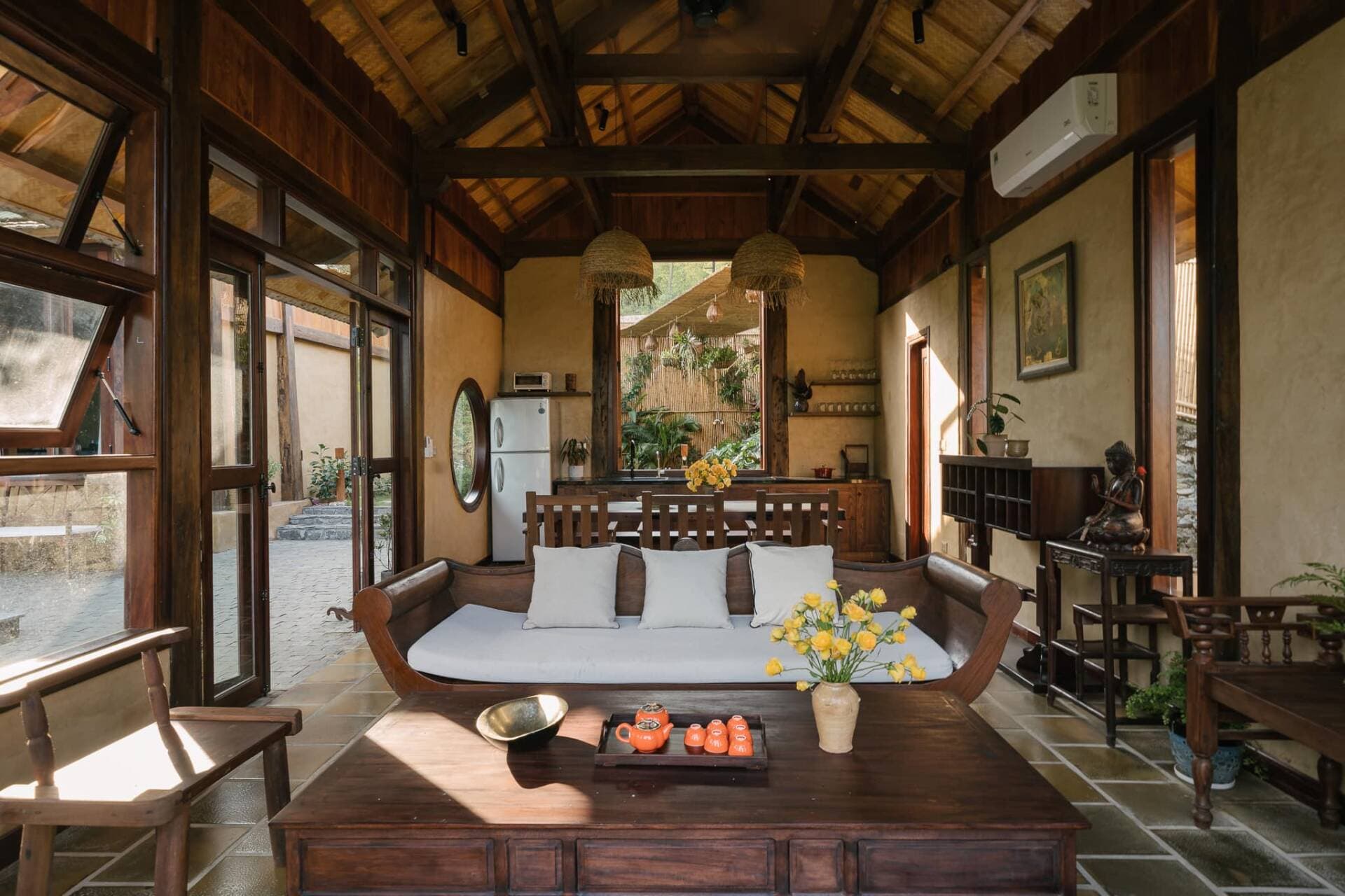 Lily’s Home & Retreat - Bố mẹ xây nhà để nuôi dưỡng tuổi thơ cho con gái nhỏ