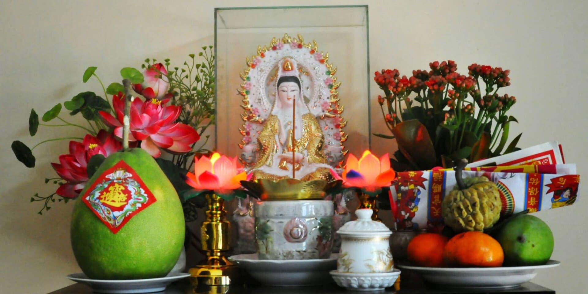 Khi bài trí bàn thờ Phật tại gia nhất định phải biết những điều này