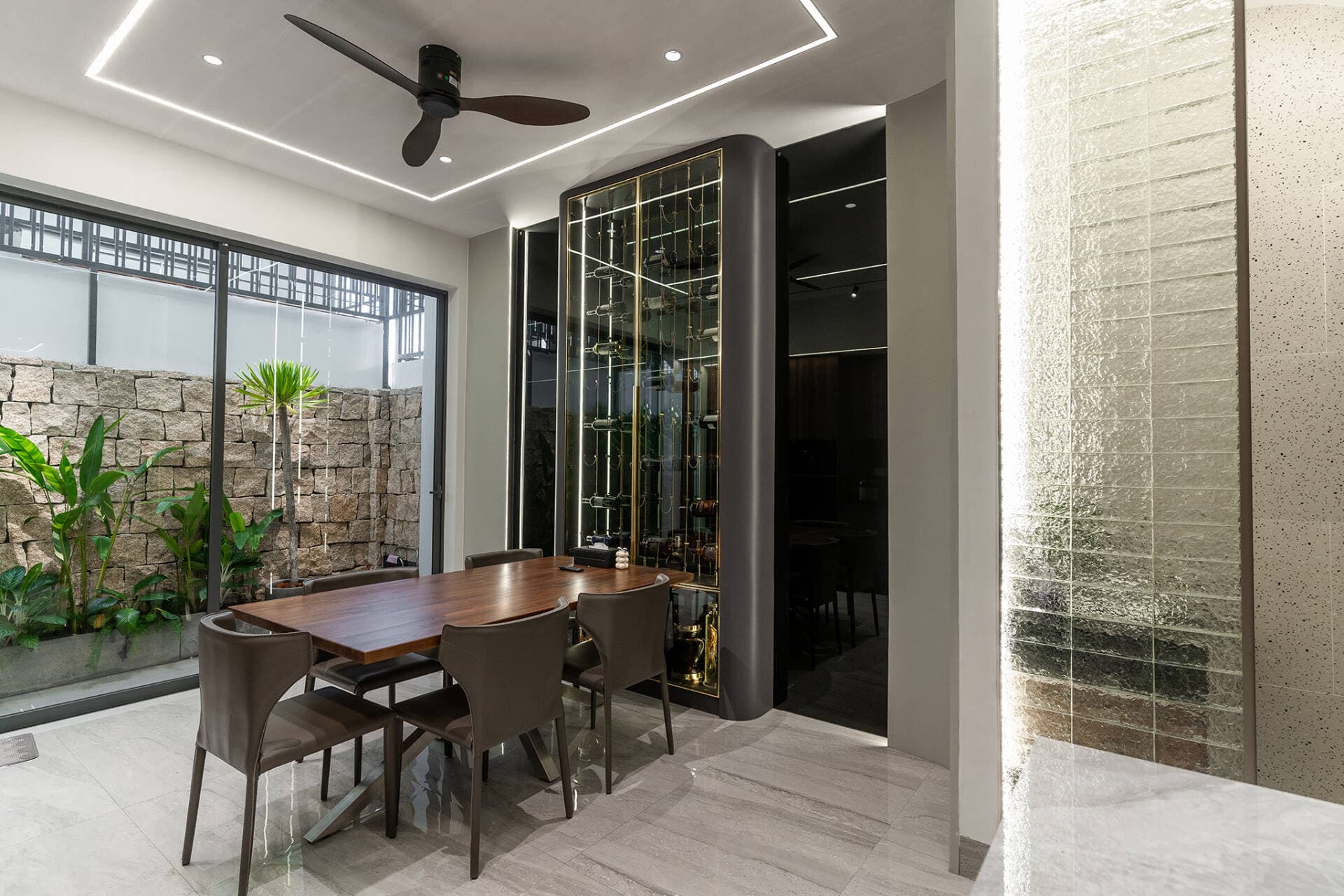 Nhà phố 4 tầng chi phí 3 tỷ đồng tại Nha Trang
