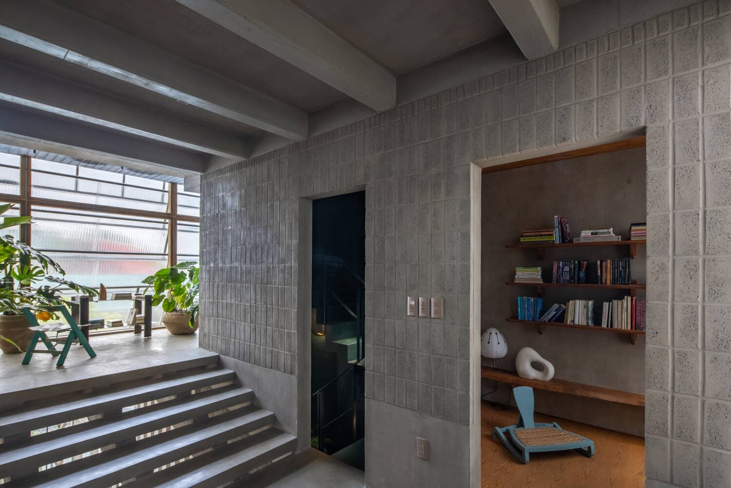 LÁ-SÁCH House – Nhà ống 50m2 ở TP.HCM biến thành thư viện cộng đồng độc đáo