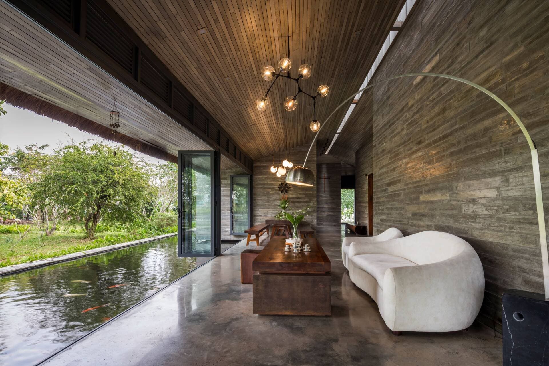 Bỏ lại Sài Gòn tấp nập, bận rộn để tìm về tĩnh tại, an nhiên trong căn nhà vườn Am House xanh mát