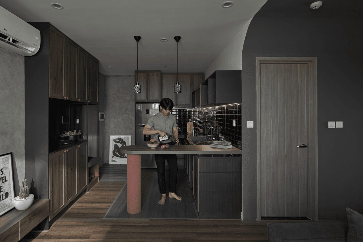 Căn hộ 60m2 hoàn thiện với chi phí 320 triệu đồng, thiết kế “ngược với số đông” để thể hiện chất riêng