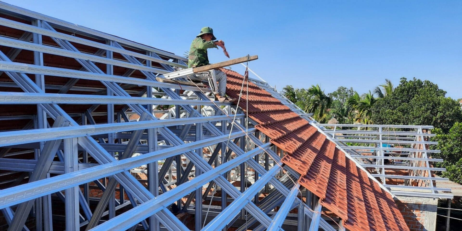 Thi công mái Thái (mái ngói) với 2 phương án cho nhà phố hiện nay