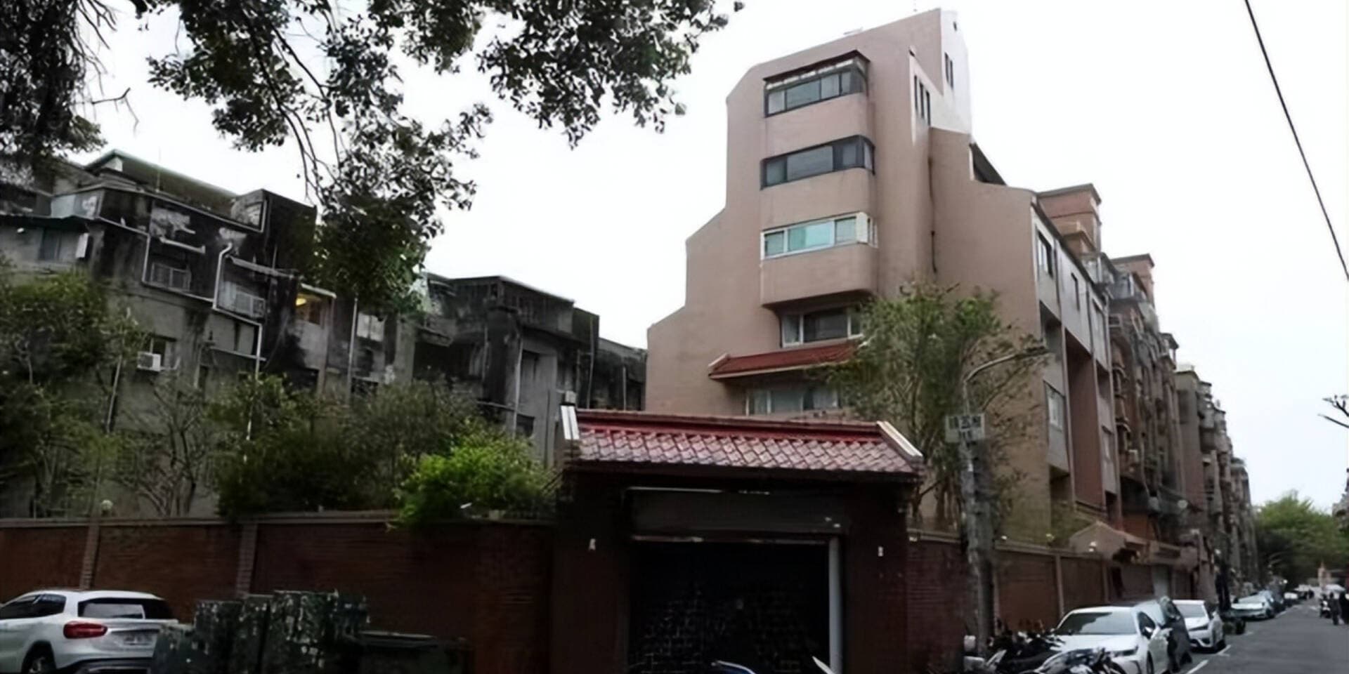 Cận cảnh biệt thự 7 tầng bề thế của nữ sĩ Quỳnh Dao ở trước khi qua đời