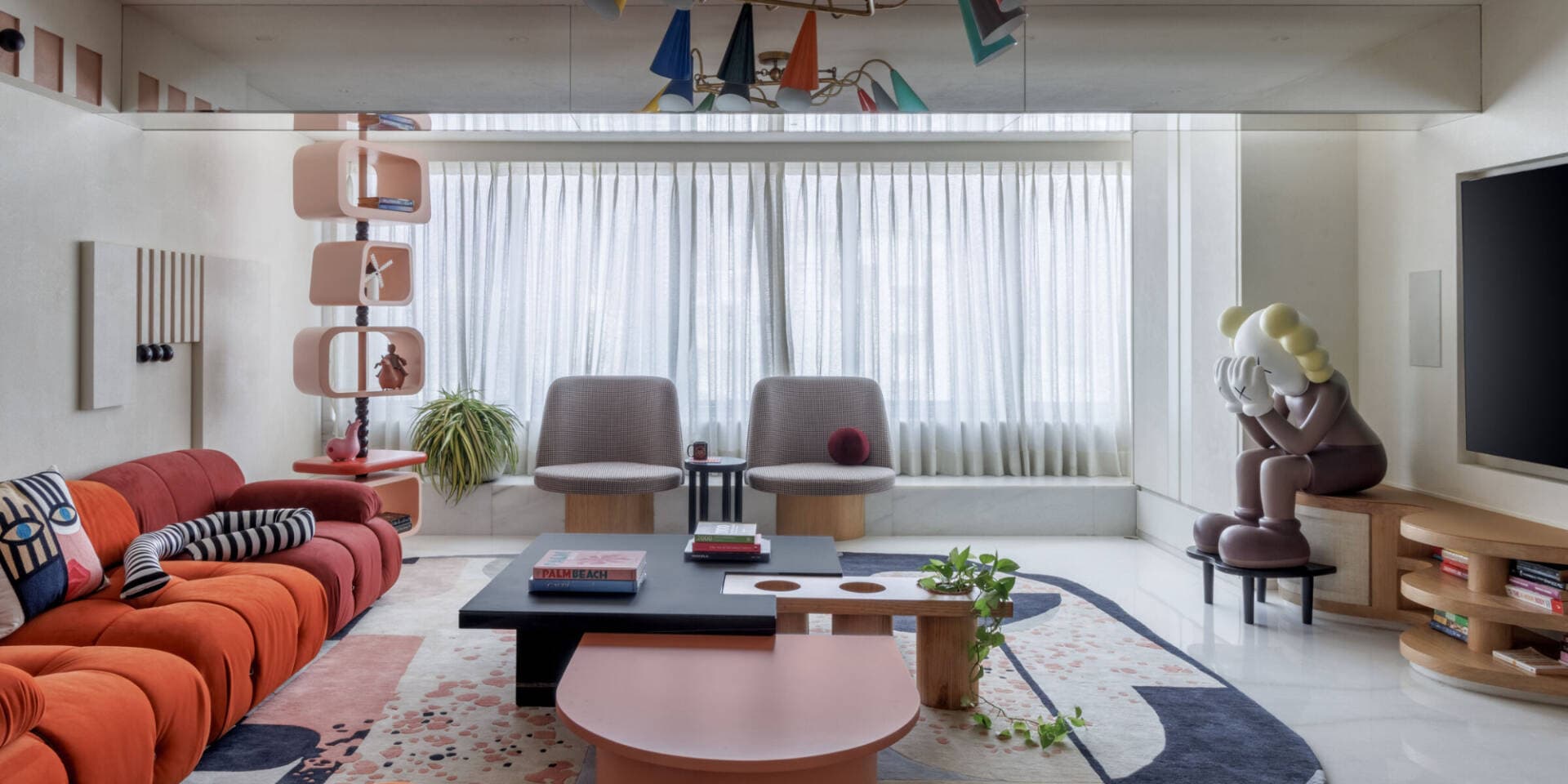 Căn hộ duplex thiết kế 2 tầng đối lập, nuôi dưỡng bản sắc cá nhân cho gia đình ba thành viên