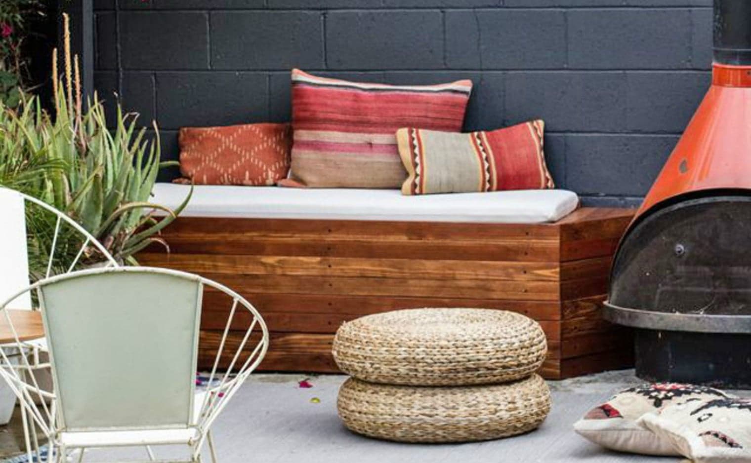 Tận hưởng khu vườn ấn tượng "như ở trời Tây" từ những tấm Pallet hữu ích