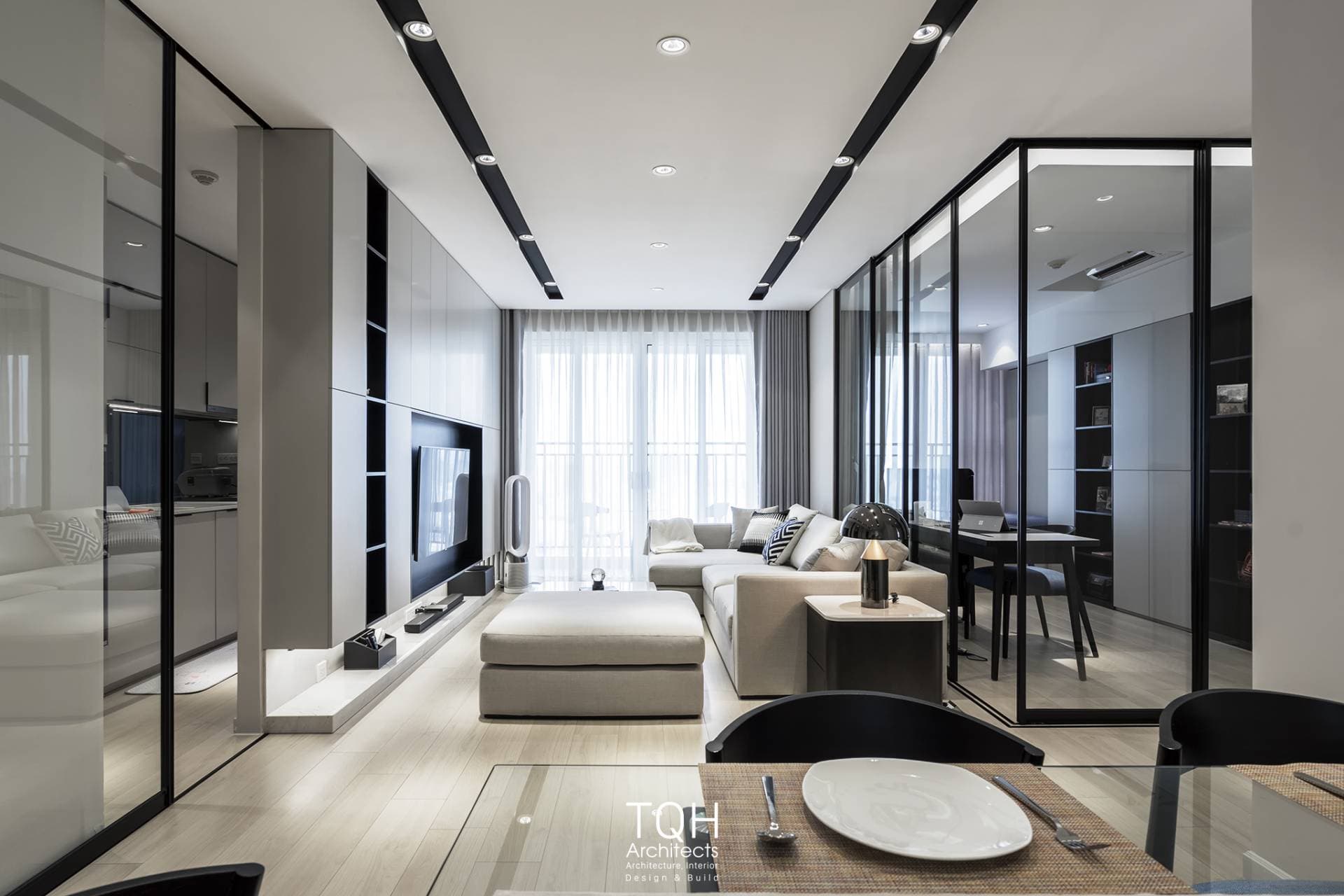 Sự hiện đại và tiện nghi đến từng chi tiết bên trong căn hộ rộng 100m2 tại TP.HCM