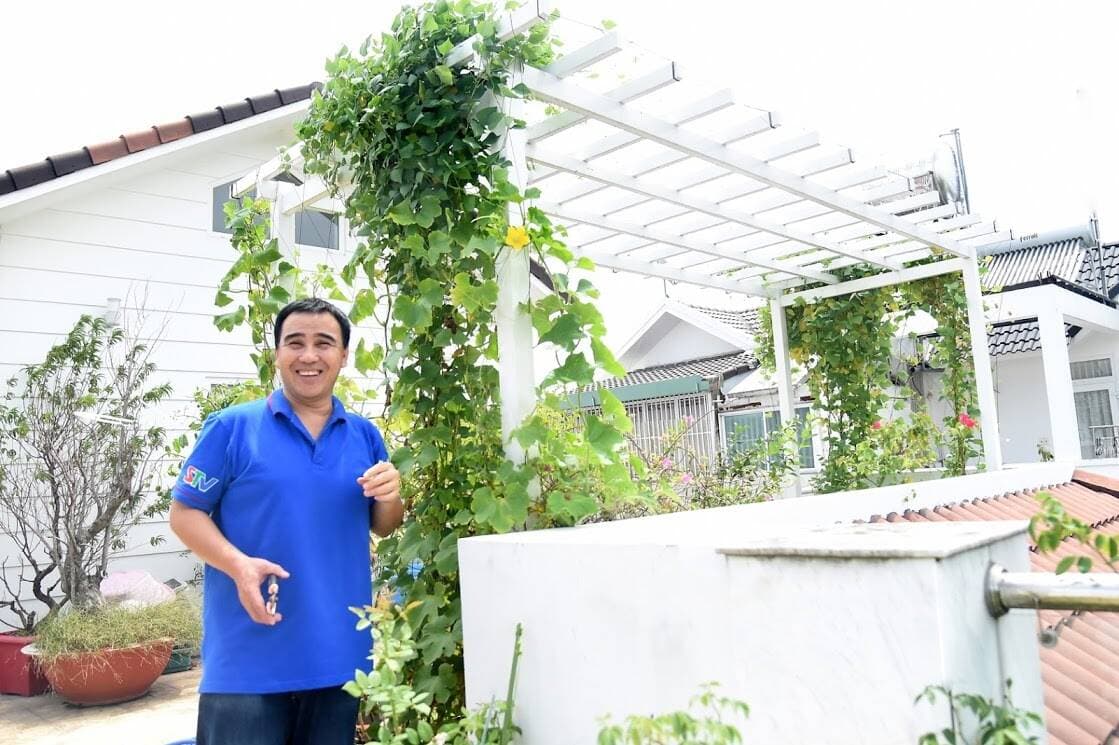 Biệt thự nhà vườn rộng 500m2, trị giá 21 tỷ đồng của MC “nông dân” Quyền Linh