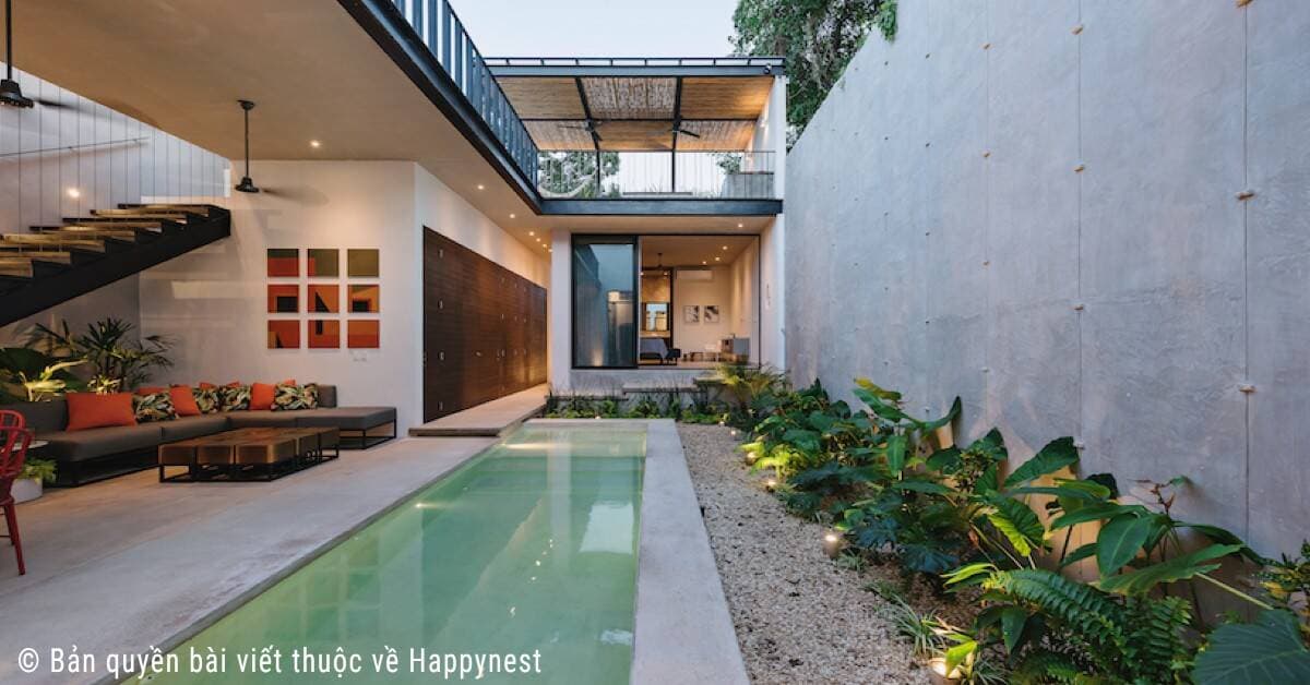 Đằng sau vẻ ngoài “mờ nhạt” của căn nhà 320m2 là không gian sáng bừng sức sống, cổ điển nhưng vô cùng tiện nghi