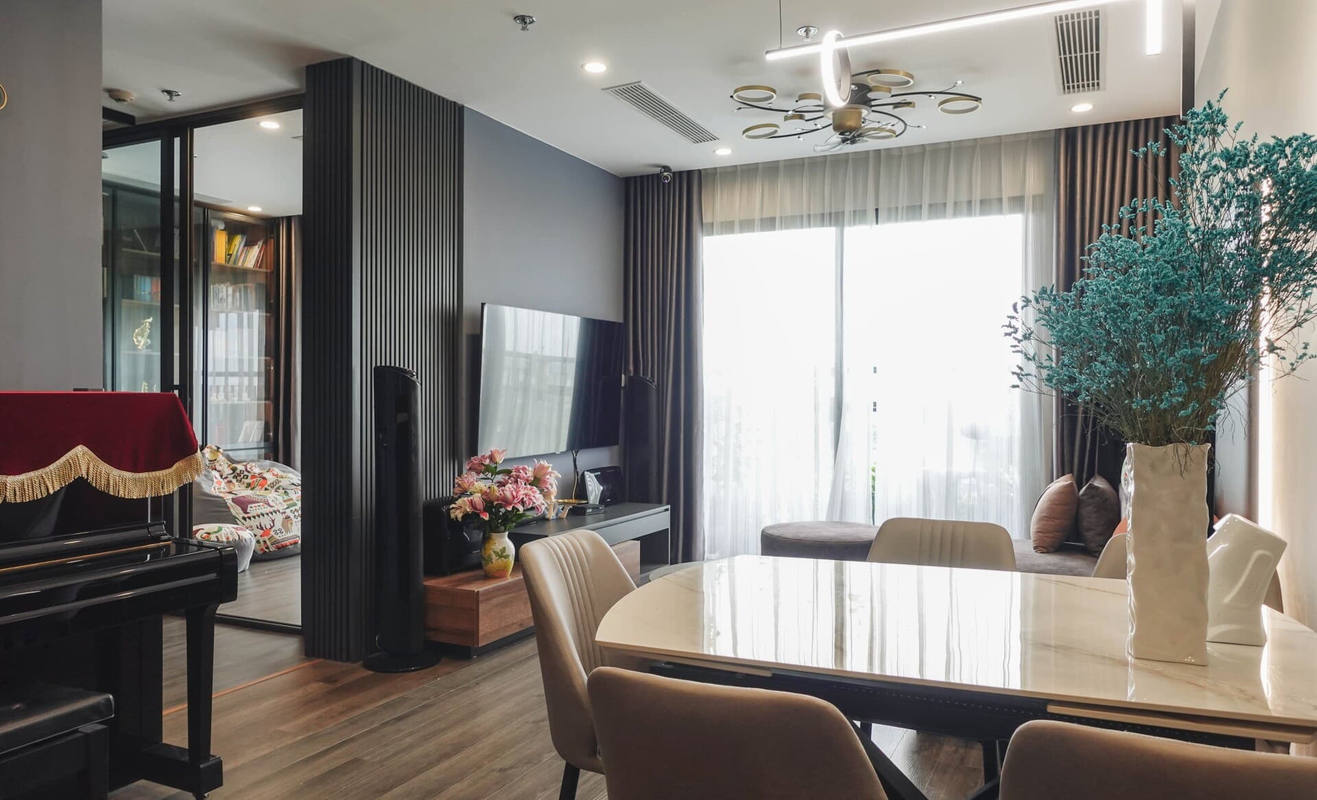 Có nên mua 2, 3 căn hộ nhỏ và đập thông, hay mua căn hộ lớn đáp ứng đủ diện tích mong muốn?