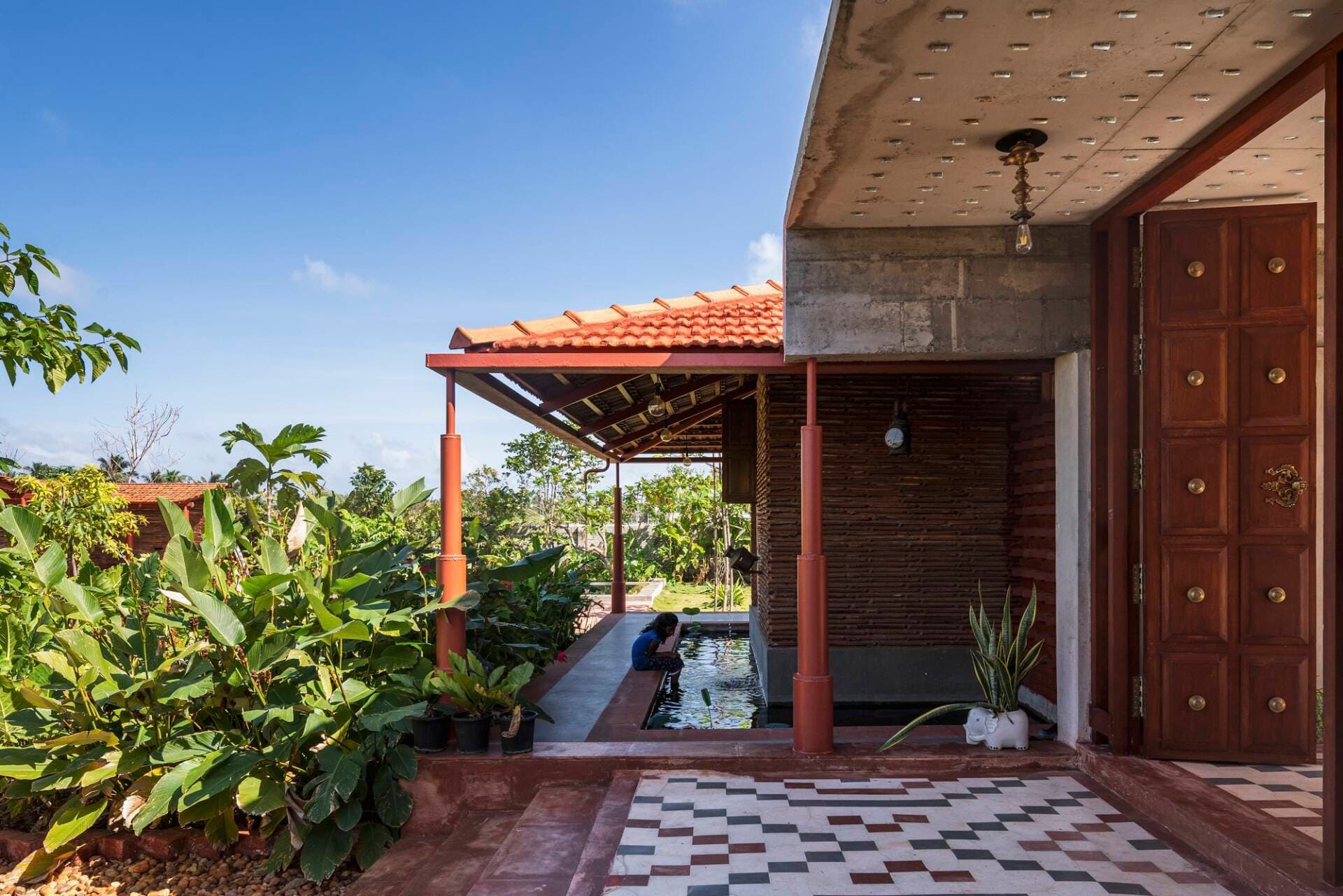 Karai Farmhouse - Ngôi nhà “tách biệt khỏi thế giới bên ngoài” để tìm về tĩnh lặng và tự tại