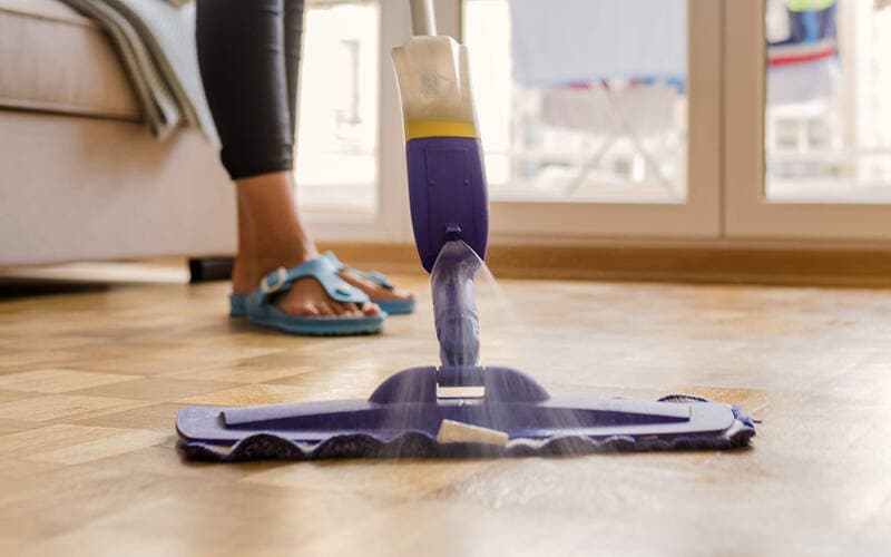 Khám phá hiệu quả không ngờ khi lau nhà bằng nước xả vải