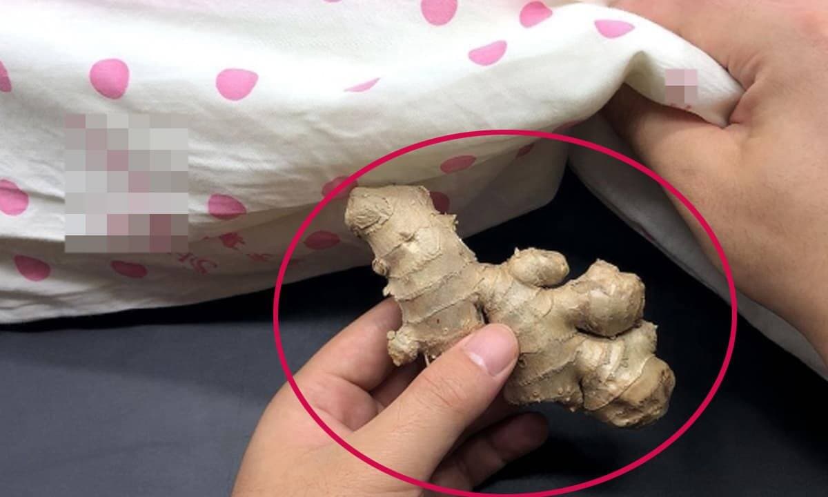 Đặt củ gừng bên cạnh gối trước khi đi ngủ có tác dụng gì?