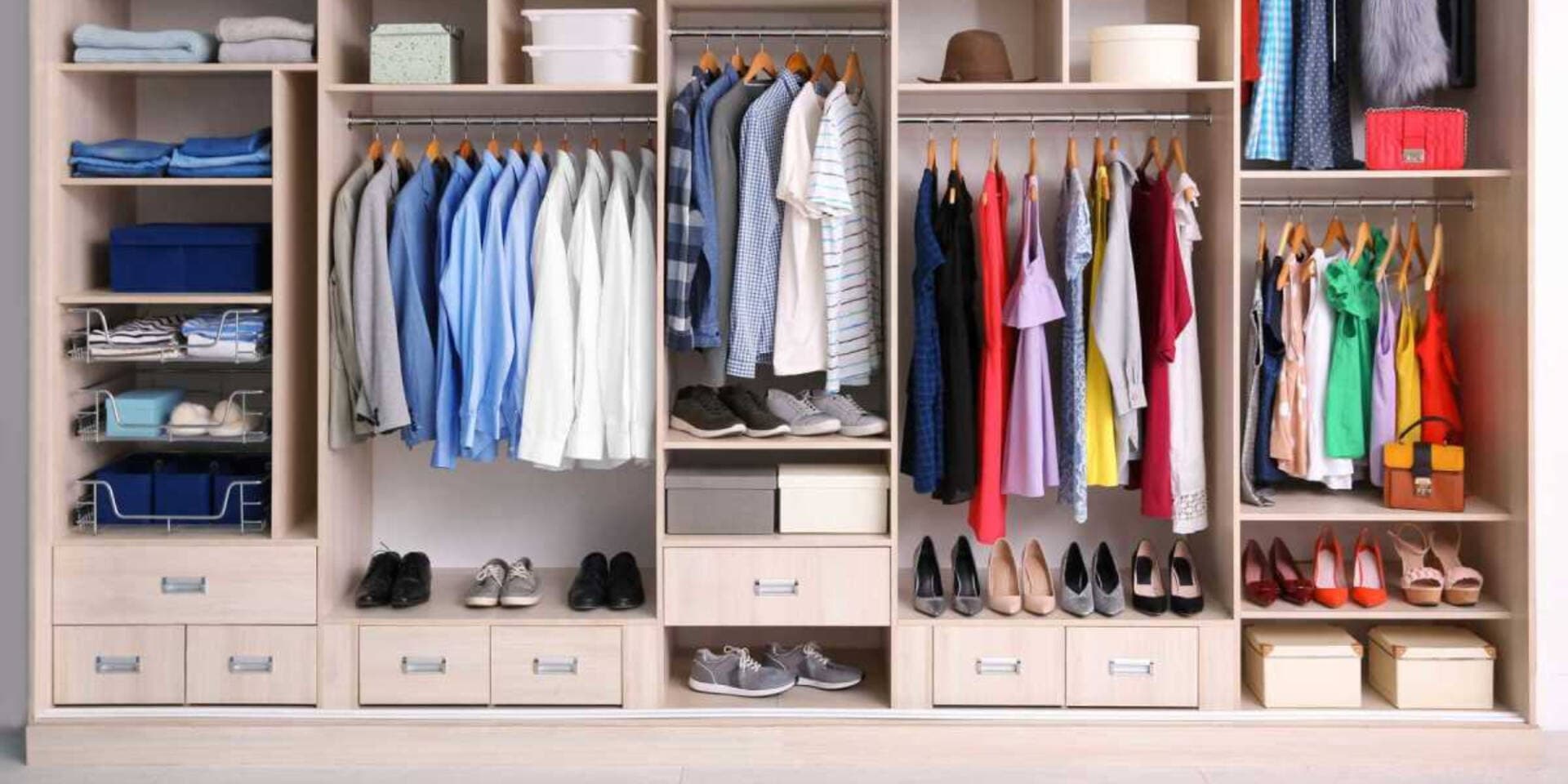 Học ngay 6 mẹo sắp xếp tủ quần áo ngăn nắp từ người Nhật