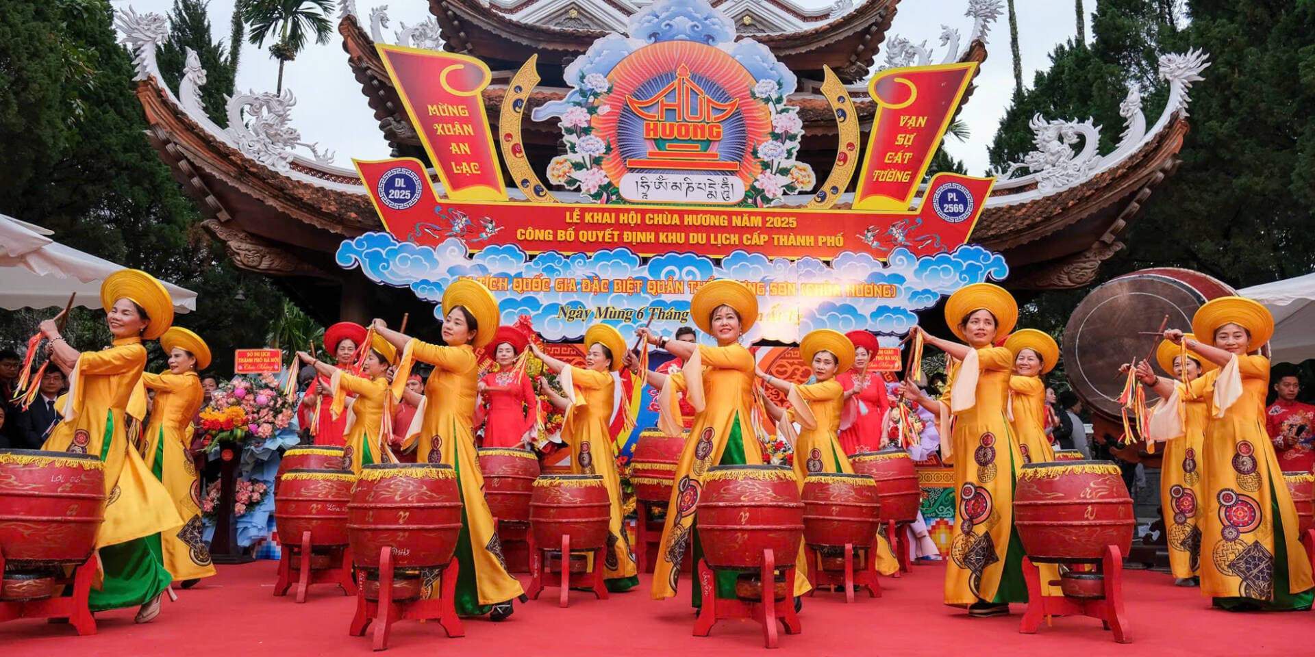 Khai lộc đầu năm: 7 lễ hội đặc sắc không nên bỏ lỡ!