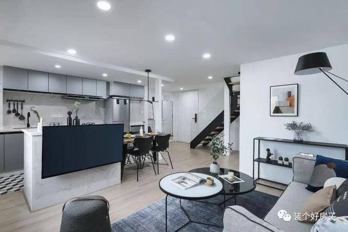 Căn hộ 70m2 ở Nam Kinh đã sử dụng những giải pháp nào để sở hữu không gian thoáng rộng tuyệt vời sau cải tạo?