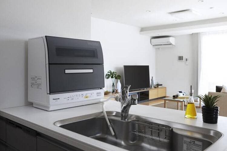Review máy rửa bát Panasonic NP-TR8 - “trợ thủ” đắc lực cho nhà ít người