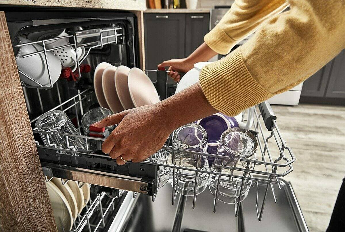 Có thể bạn chưa biết: Ngoài rửa xoong, nồi, chảo, máy rửa bát còn rửa được những thứ cực khó vệ sinh này