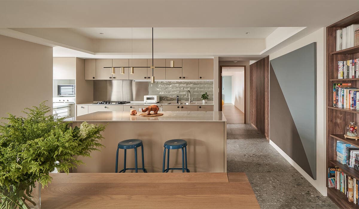 Căn hộ 178m2 tìm giải pháp thiết kế để gia đình 4 người ở 10 năm vẫn tiện dụng và hợp mốt