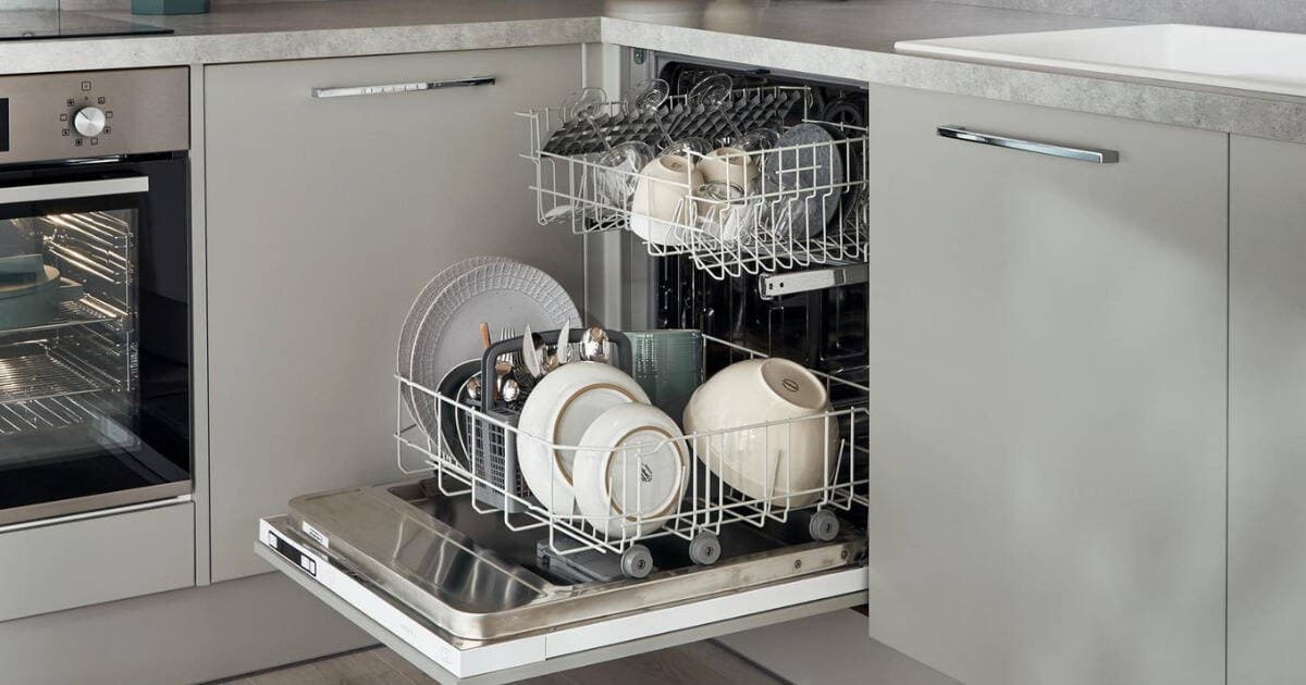 Nguyên nhân máy rửa bát bị rò rỉ nước và hướng dẫn cách khắc phục