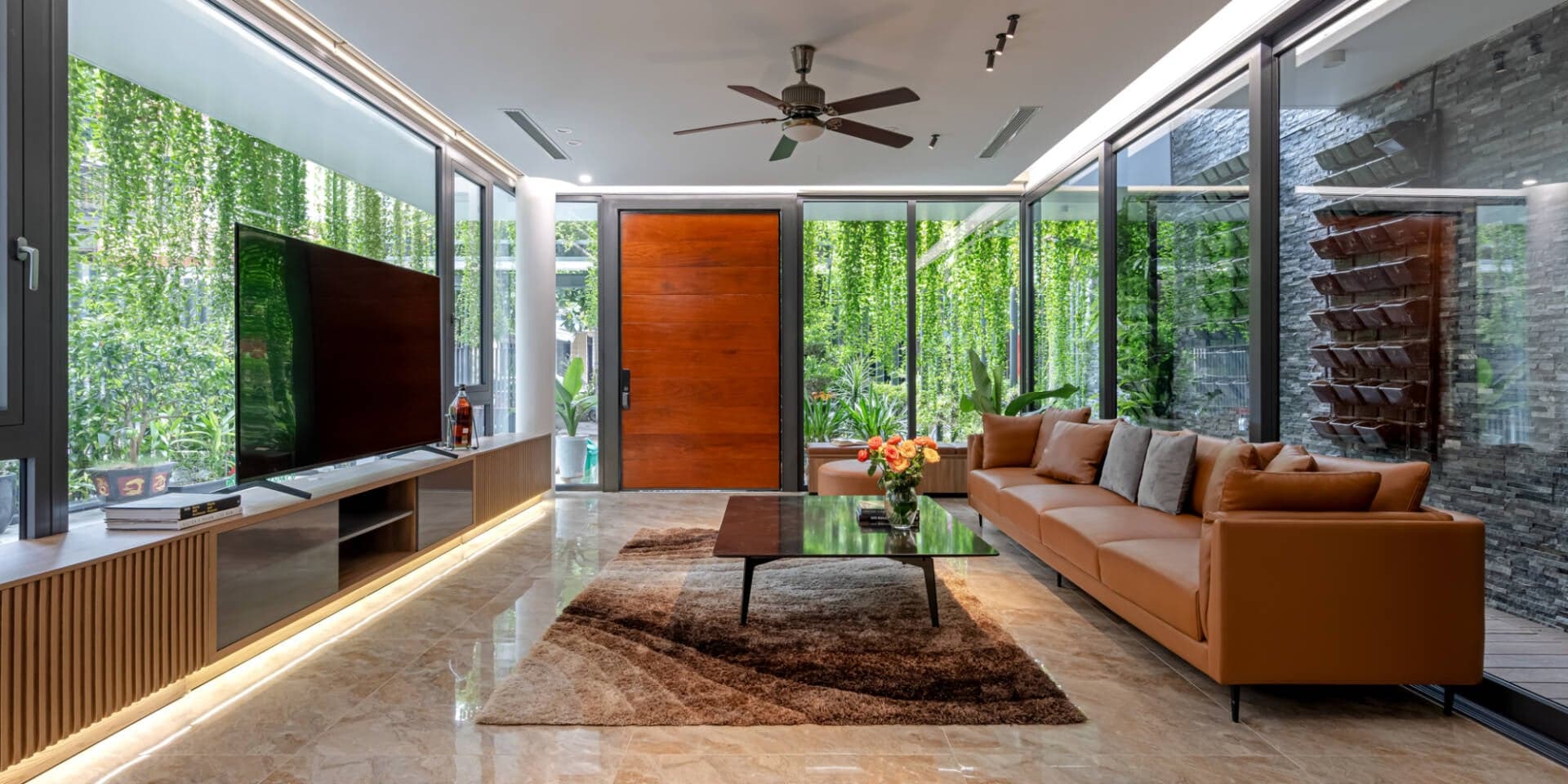 LAAN House - Biệt thự hoa nắng