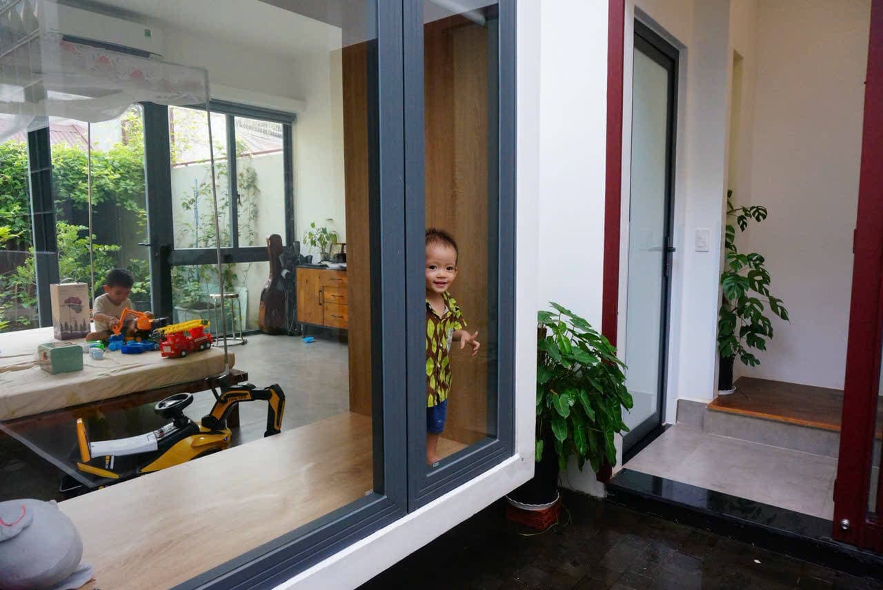 Cải tạo nhà ống dài 5x33m: Giải pháp tổ chức không gian để nhà luôn sáng và thoáng