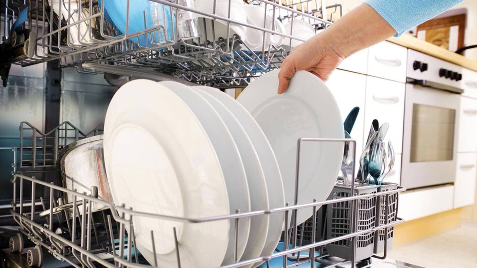 Bật mí 8 mẹo hay giúp kéo dài tuổi thọ cho máy rửa bát