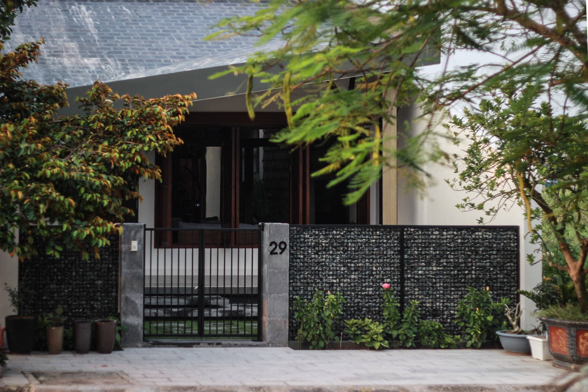 Không chỉ là công trình đẹp, Nhà của mẹ chứa đựng miền ký ức thơ ấu, là món quà con trai dành tặng mẹ