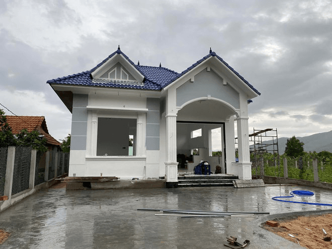 Thu nhập tối đa 600k/ngày, sau 2 năm, anh chăn bò Sô Y Tiết đã xây nhà cấp 4 gần 1 tỷ đồng