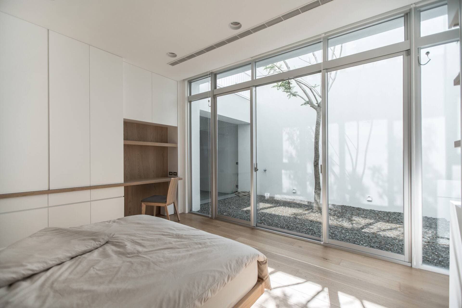 Dù có đề bài rõ ràng nhưng gia chủ vẫn mất đến gần 4 năm để hoàn thiện nhà vì quá kỹ tính