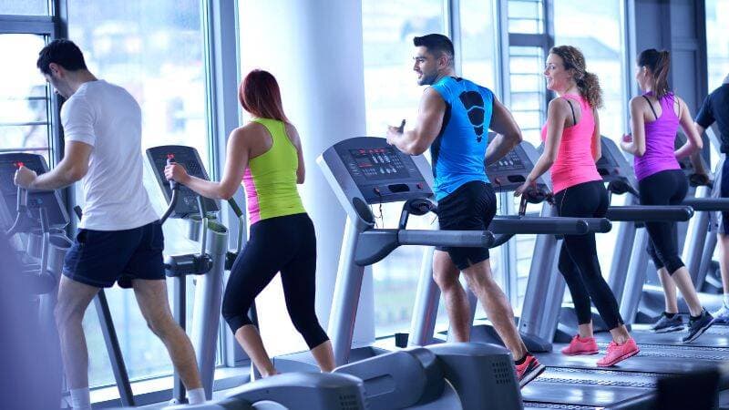 Hướng dẫn giảm cân bằng máy chạy bộ đúng cách, hiệu quả