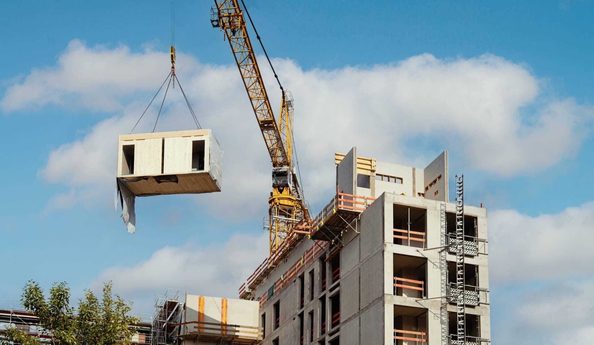 Làm thế nào để sản xuất nhà ở theo phong cách Modular tích hợp vật liệu địa phương và nghệ thuật thủ công vùng miền?