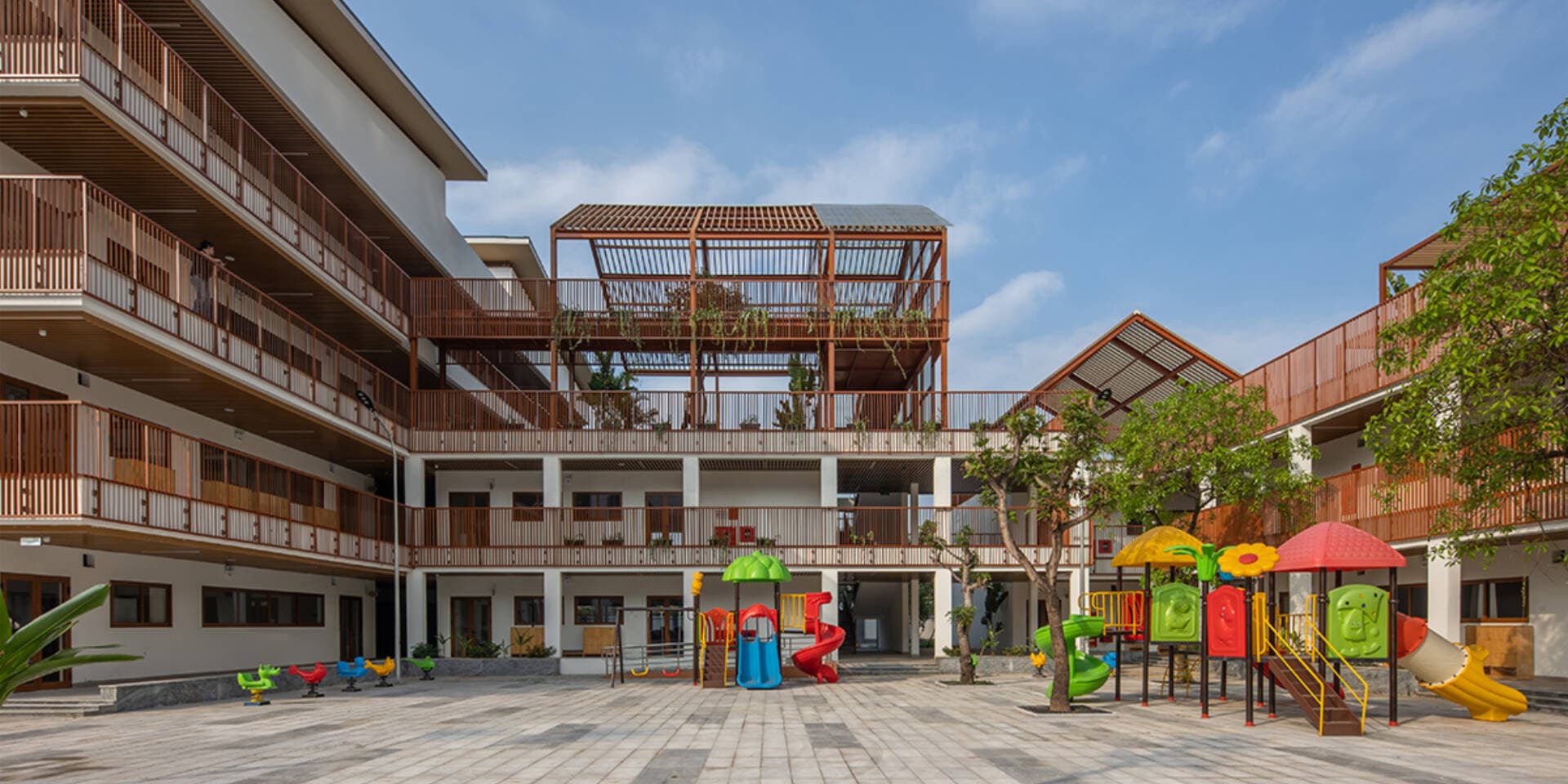 Trường mầm non Dịch Vọng Hậu thắng giải thưởng Architizer A+Awards 2024: Biểu tượng mới cho giáo dục xanh, bền vững tại Hà Nội