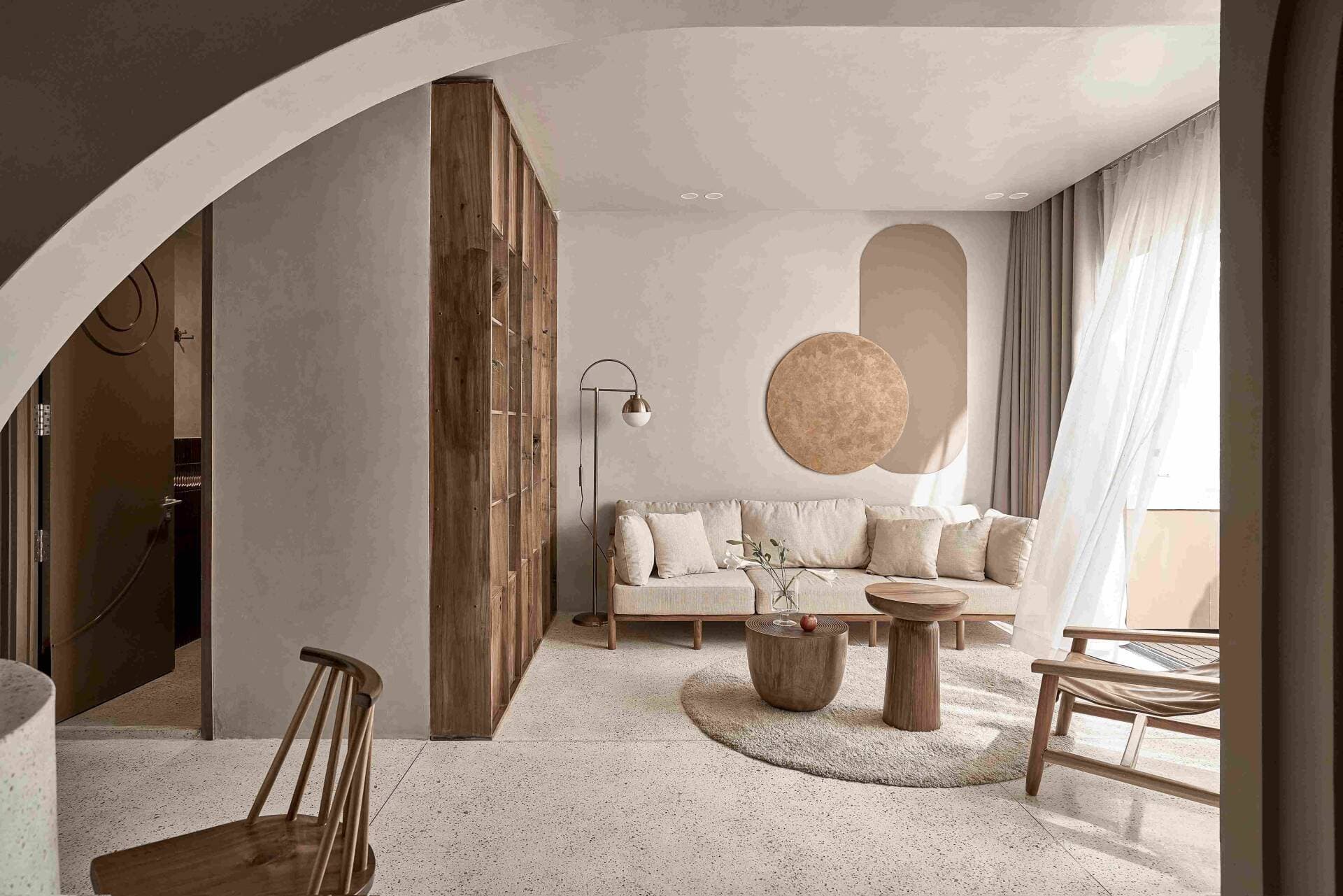 Bỏ đi phòng ngủ, căn hộ 60m2 phá vỡ cảm giác ngột ngạt thường thấy của không gian nhỏ