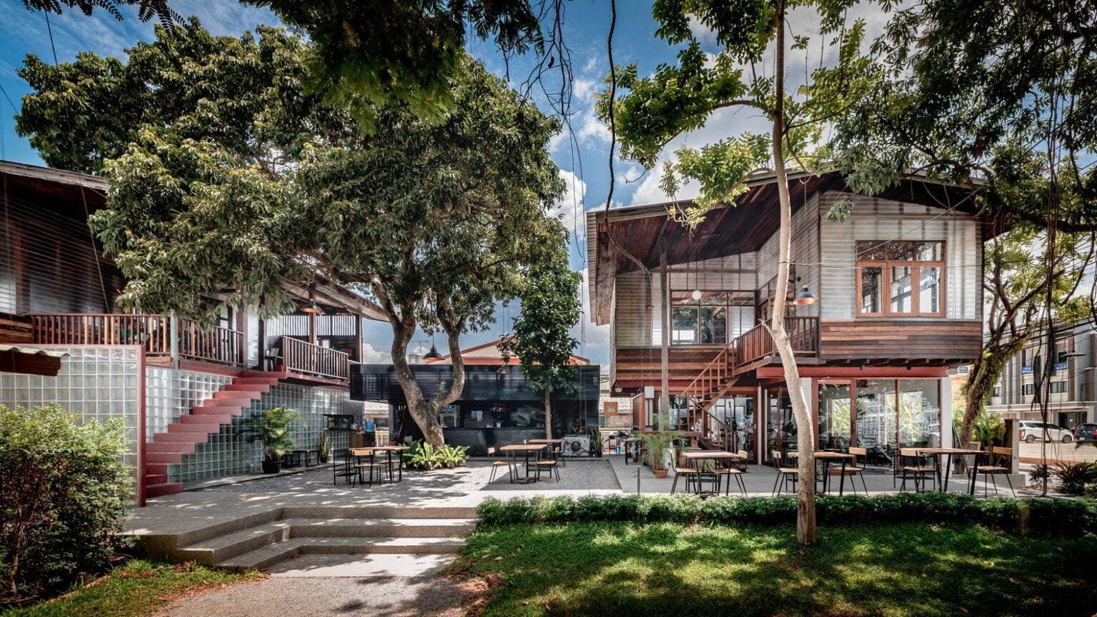 Cải tạo ngôi nhà 50 tuổi thành quán cafe âm nhạc, mang những cảm xúc hoàn toàn mới