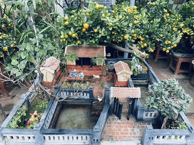 Gia chủ trẻ mất 3 ngày để lợp ngói cho nhà 5 gian 80x80cm, vất vả nhưng vui