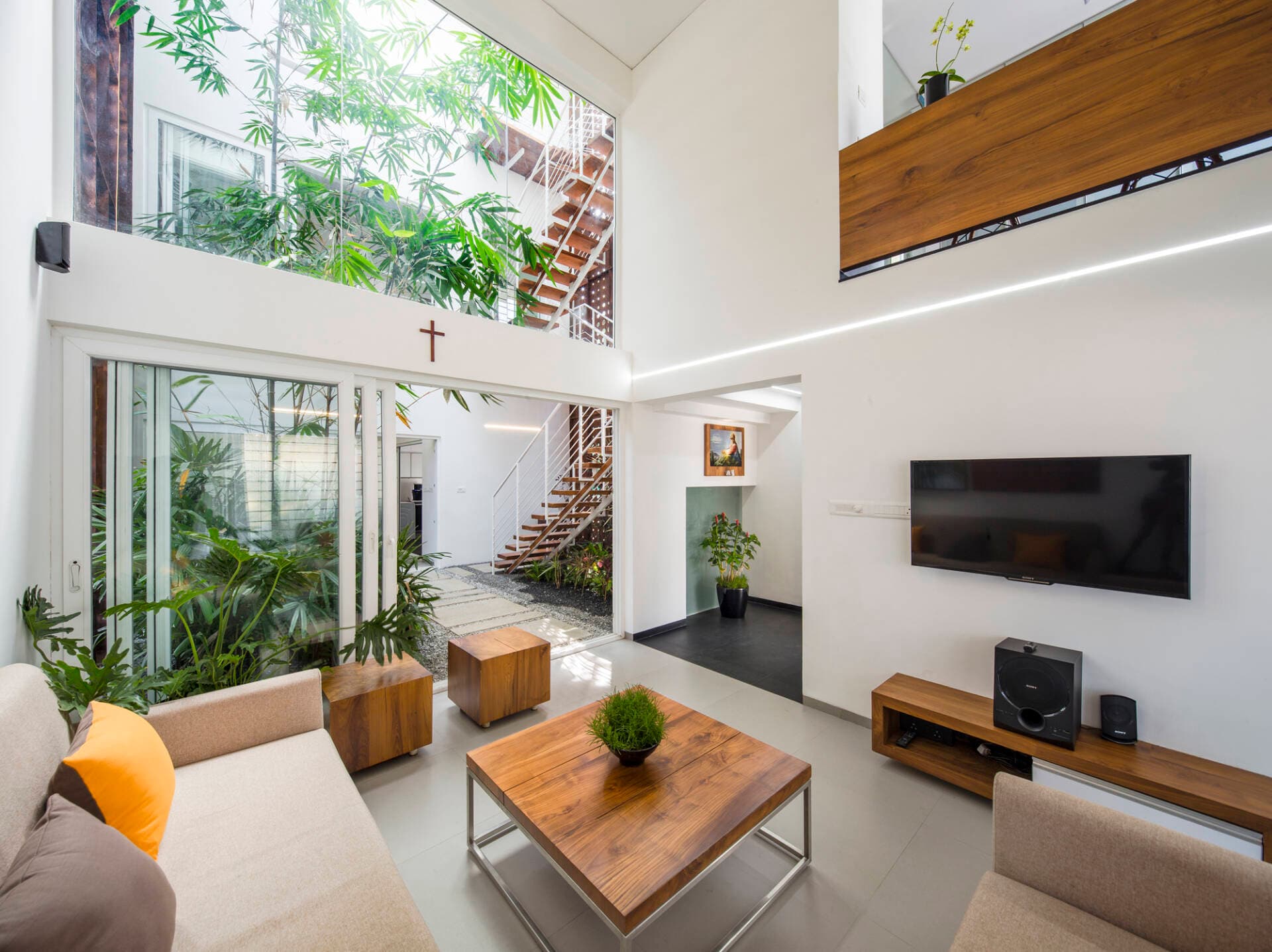TOP mẫu cửa sổ đẹp chuẩn phong thủy (kèm ảnh thực tế)