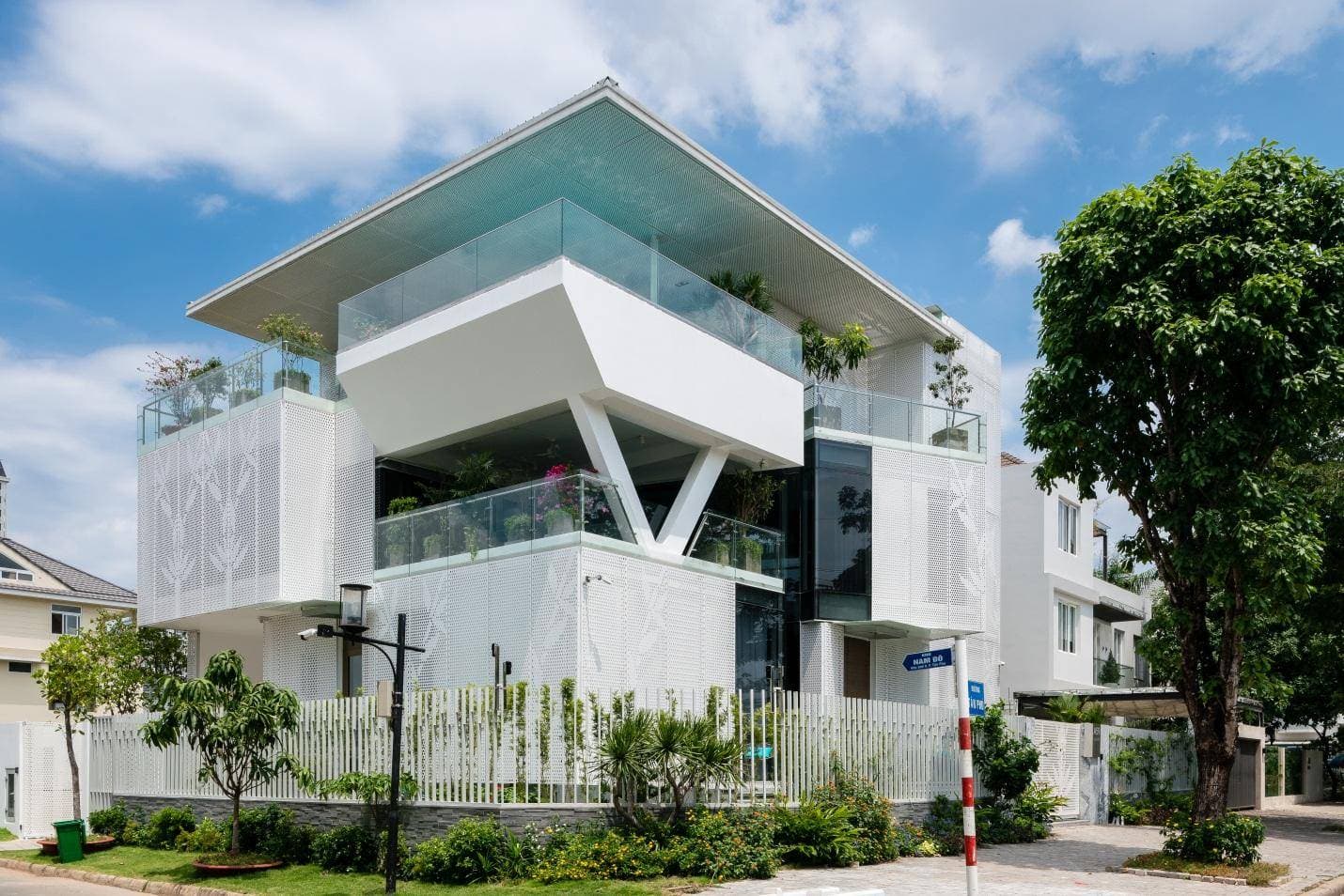 Villa Nam Đô - Kiệt tác kiến trúc giải tỏa kết cấu và đam mê ánh sáng