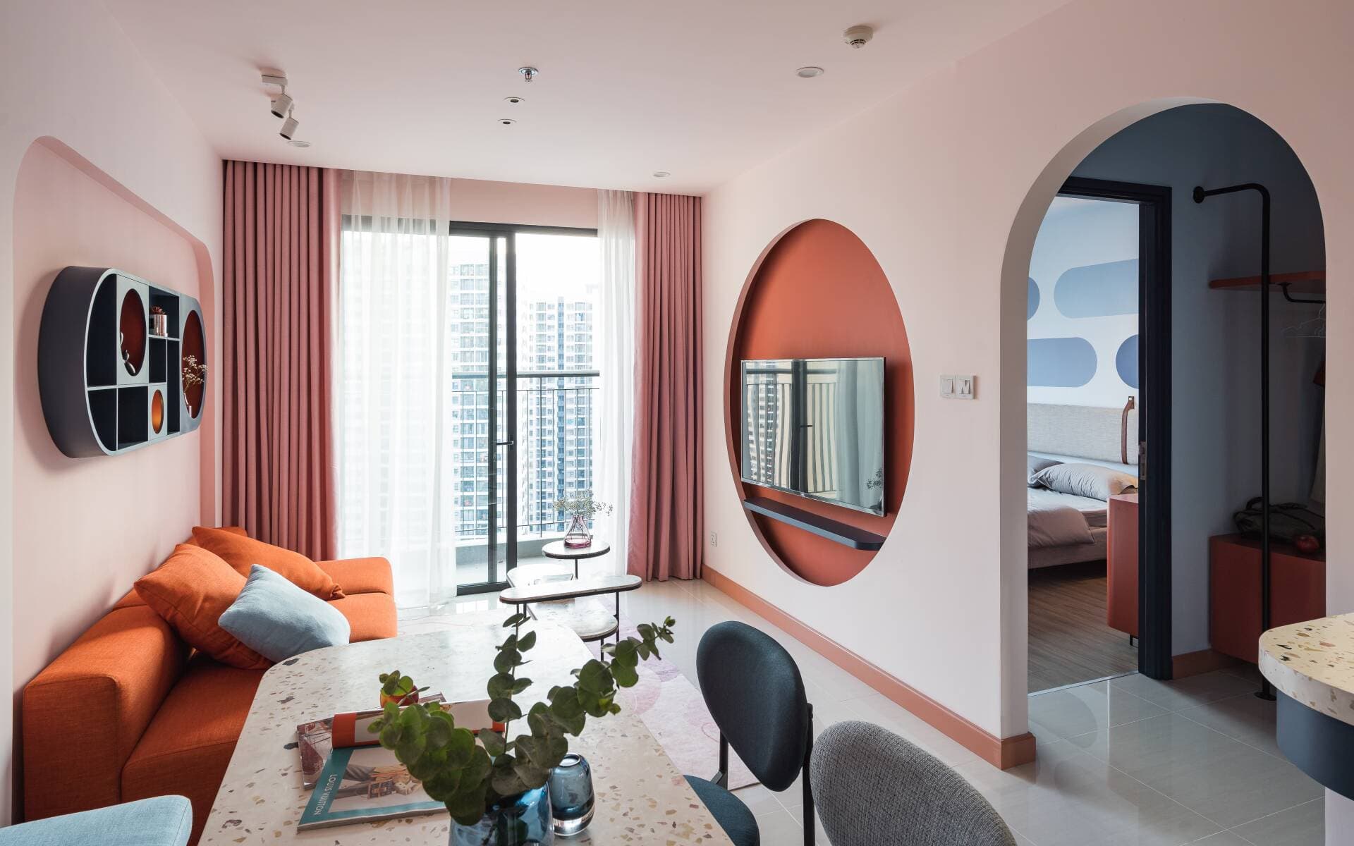 Bà mẹ đơn thân sở hữu căn hộ 55m2 khác biệt và sáng tạo nhờ ứng dụng phong cách Color Block