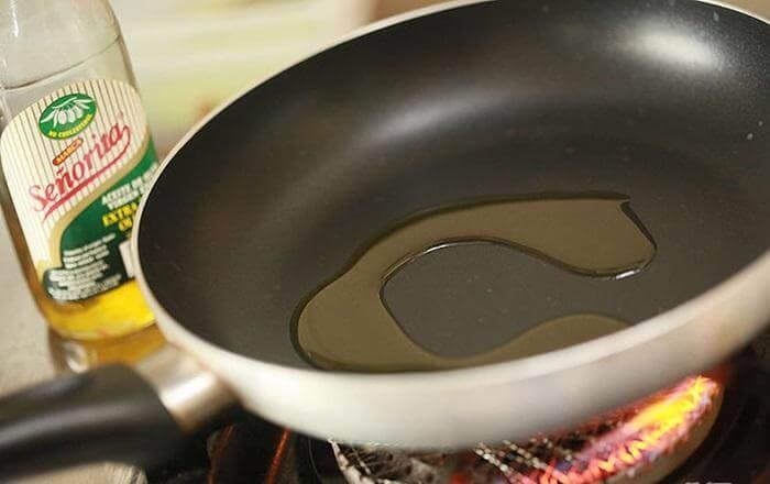Mẹo sử dụng và bảo quản chảo chống dính đúng cách