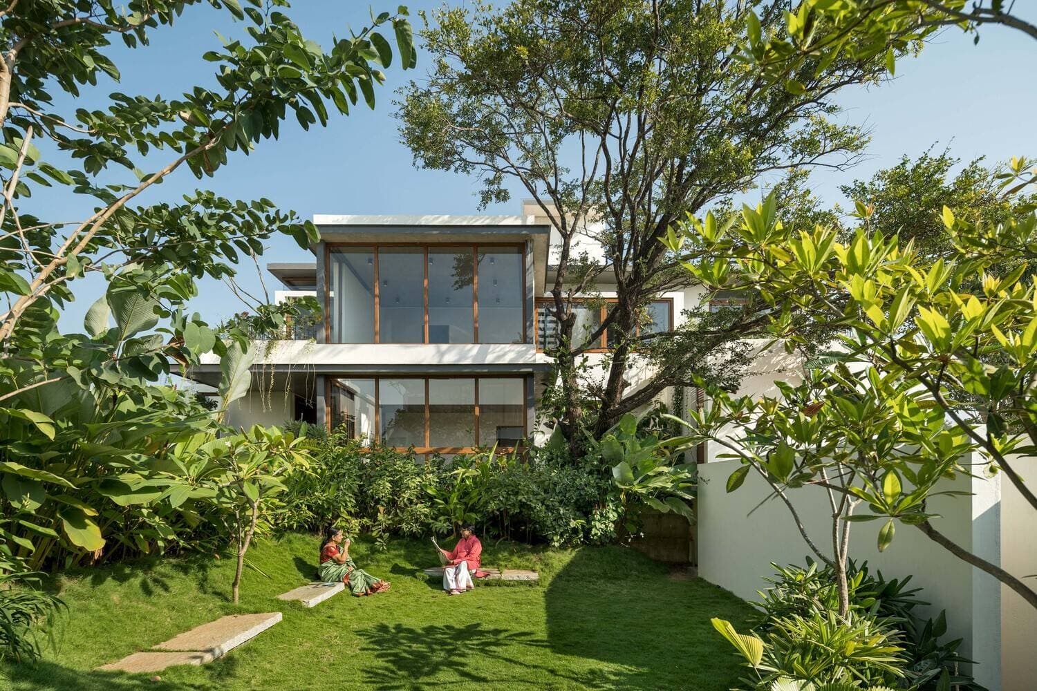 Nhà ngoại ô Geleyara Goodu House mang thiên nhiên vào tổ ấm