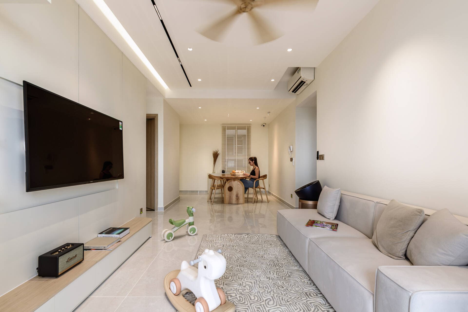 Golden Mansion - Không gian sống tối giản và tiện nghi cho gia đình trẻ