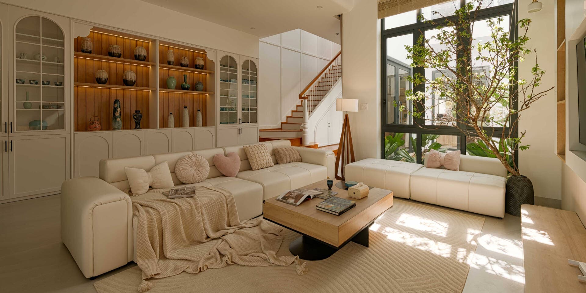 Nhà phố NyNic House mở ra khoảng nghỉ bình yên cho gia đình trẻ ở Kon Tum