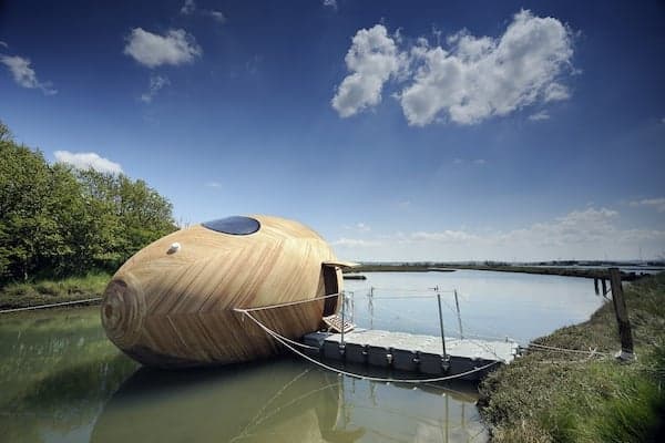 Lạ lùng với ý tưởng ngôi nhà nổi quả trứng gỗ Exbury Egg