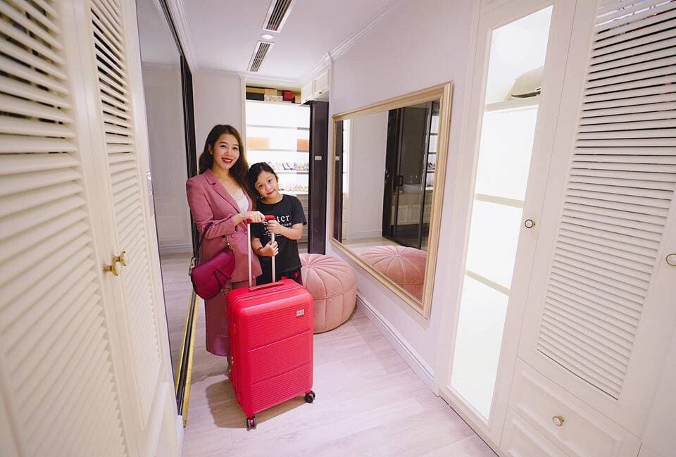 Chiêm ngưỡng căn hộ cao cấp và sang trọng của MC Diệp Chi cùng con gái
