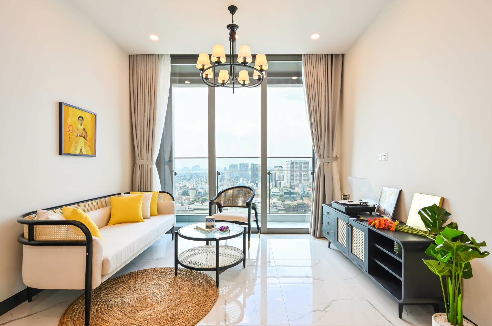 Căn hộ 65m2 thiết kế phong cách Indochine vừa để ở, vừa cho thuê, hoàn thiện trong 25 ngày