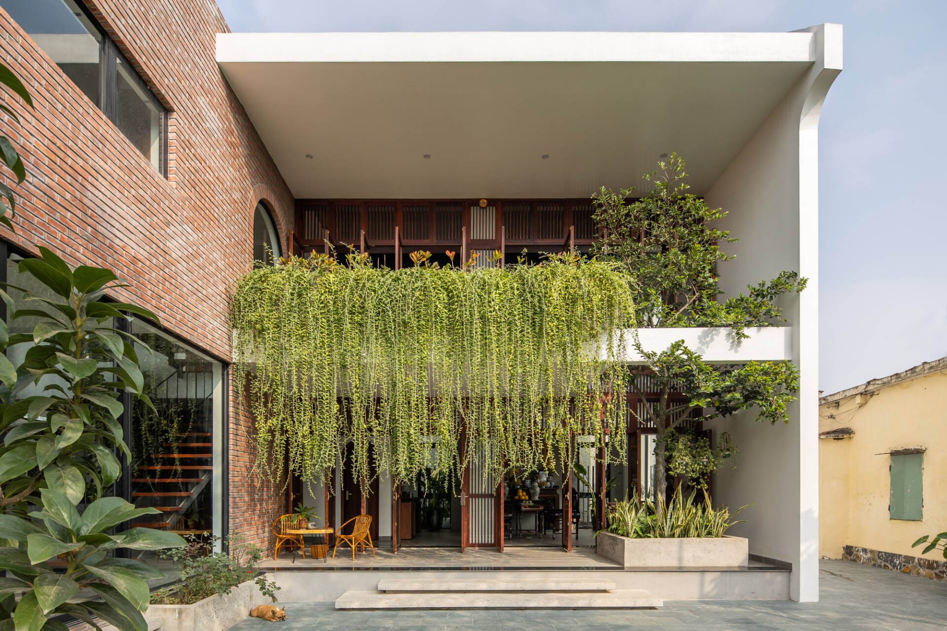 Thai Binh House - nhà vườn rộng rãi, ấm cúng để đại gia đình quây quần và tận hưởng thú vui nuôi cá trồng rau