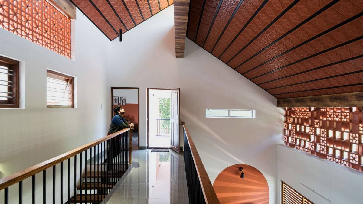 Biệt thự Komorebi Residence lấy cảm hứng từ "tia nắng mặt trời xuyên qua kẽ lá"
